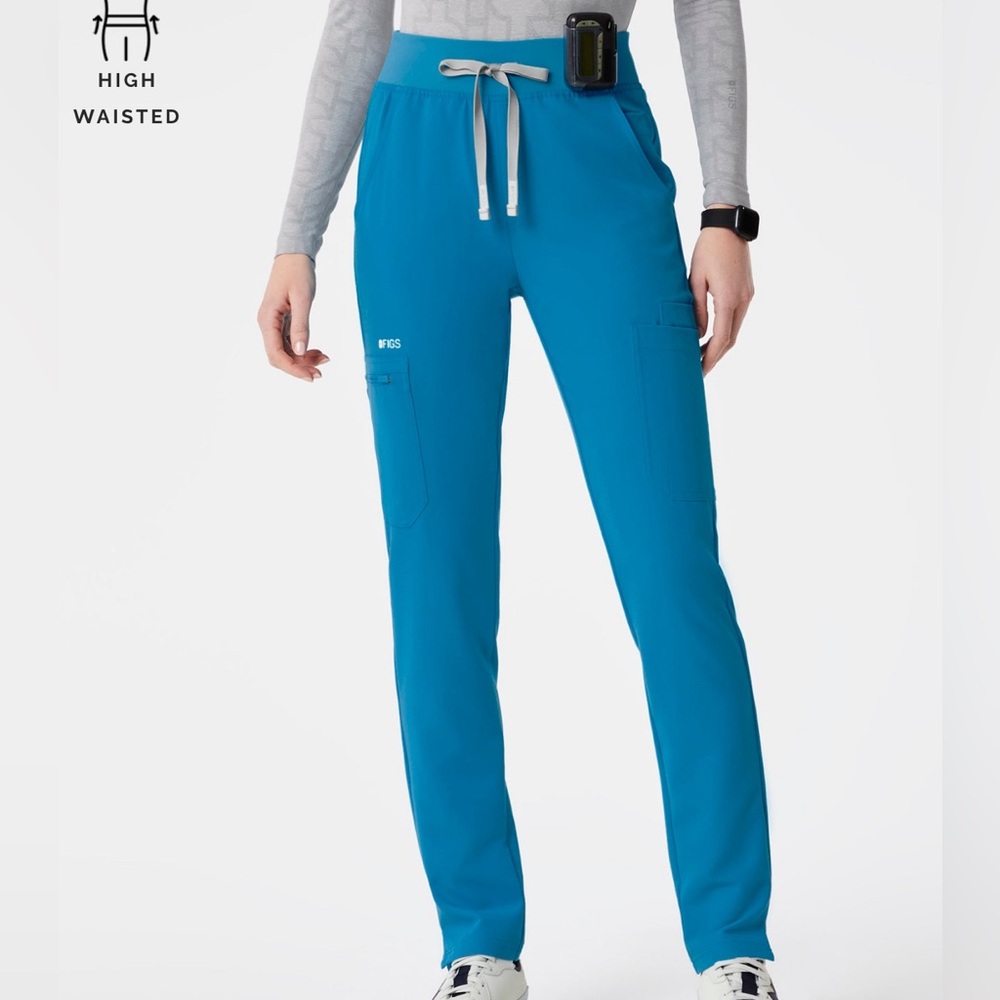 FIGS Yola Skinny pants in Alps Blue. Brand new in package.